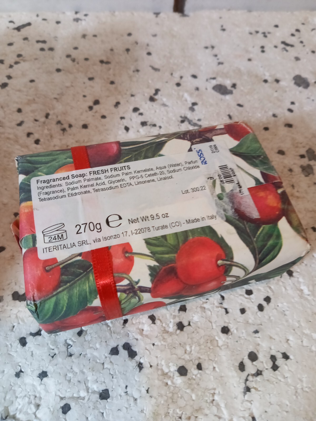 Saponificio Artigianale Florentine fresh fruit Soap 9.5 oz Made in Italy