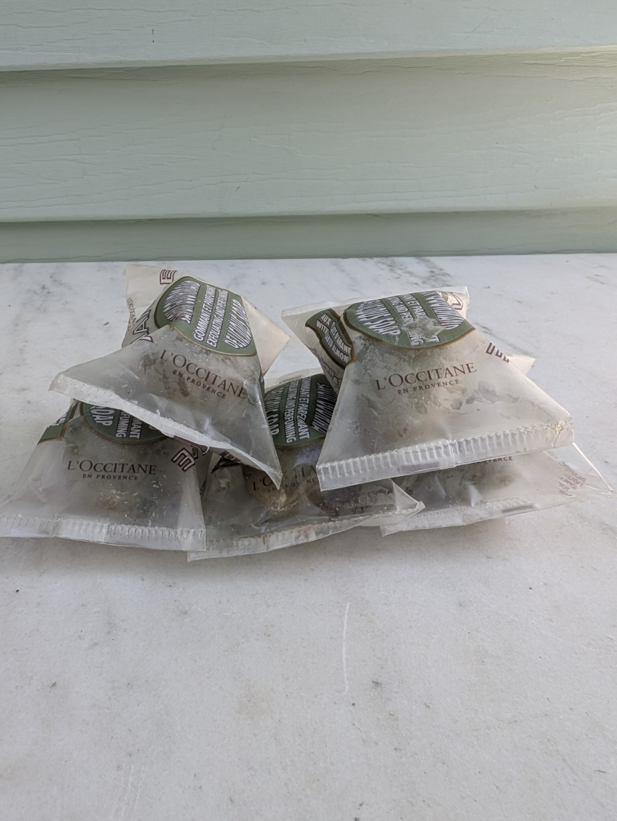 L’OCCITANE Savon Gourmand Exfoliating Flaked Almonds Body Bar Soap 1.7 oz Lot of