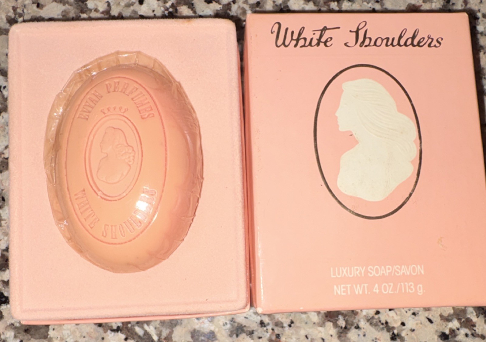 Evyan Perfumes White Shoulders Luxury Soap 4 oz / 113 g Peach Oval Portrait